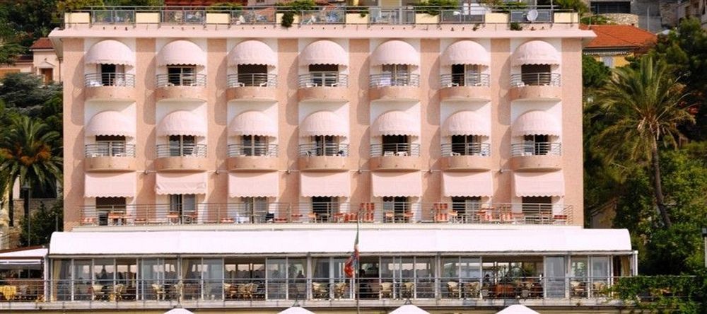 Hotel Regina Alassio Eksteriør bilde