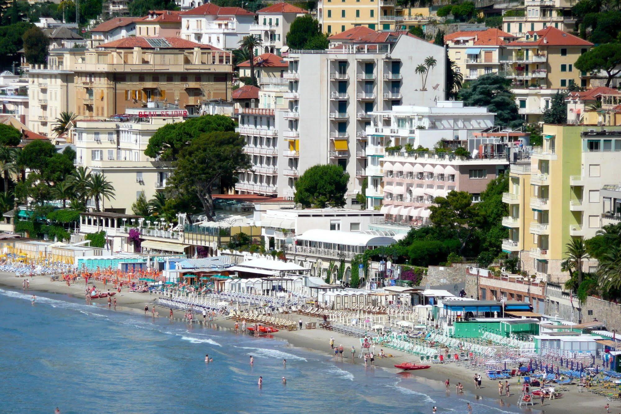 Hotel Regina Alassio Eksteriør bilde